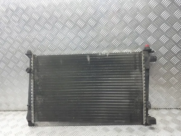 Vattenkylare Mercedes W168 1.7 A1685001902 image 3