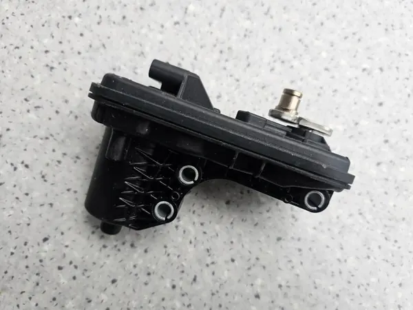 Actuador Turbo Volvo OEM 72420127 - Usado image 2