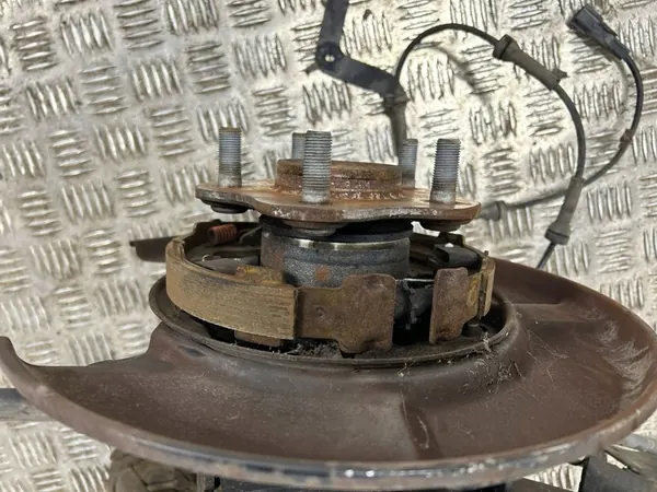 Nissan Rogue 2015 Cuscinetto e mozzo posteriore destro image 7