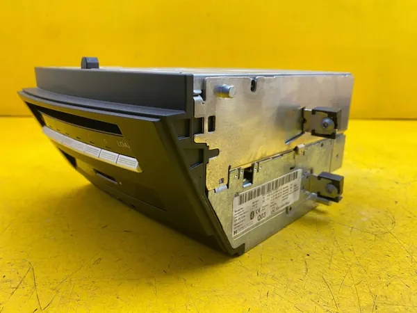 Mercedes-Benz CD/DVD Changer OEM A2219006303 image 5