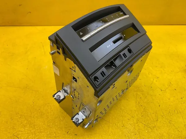 Mercedes-Benz CD/DVD Changer OEM A2219006303 image 7