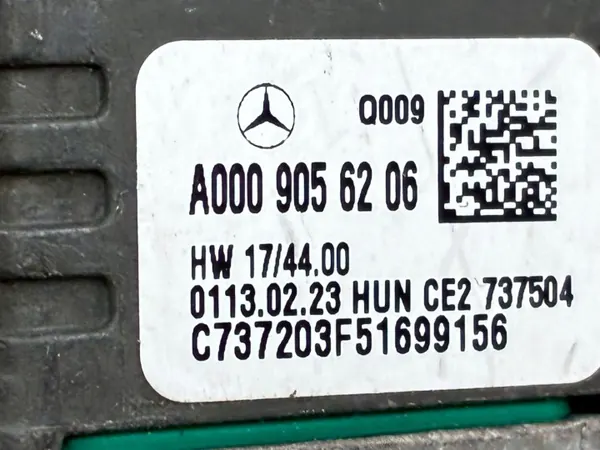 Cámara marcha atrás Mercedes Clase A W177 OEM A0009056206 image 3