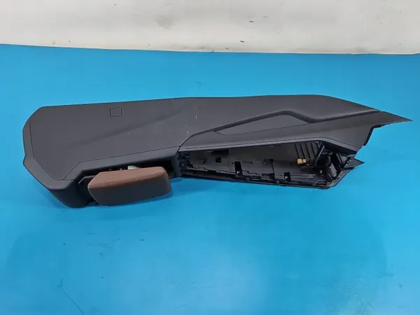Tunnel-Armlehne Audi A4 B9 OEM 8W1863241A image 5