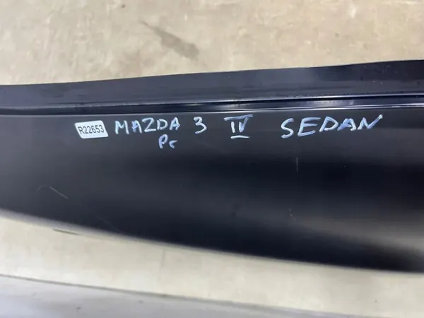 Panneau arrière droit Mazda 3 IV BP 2019 OEM image 8
