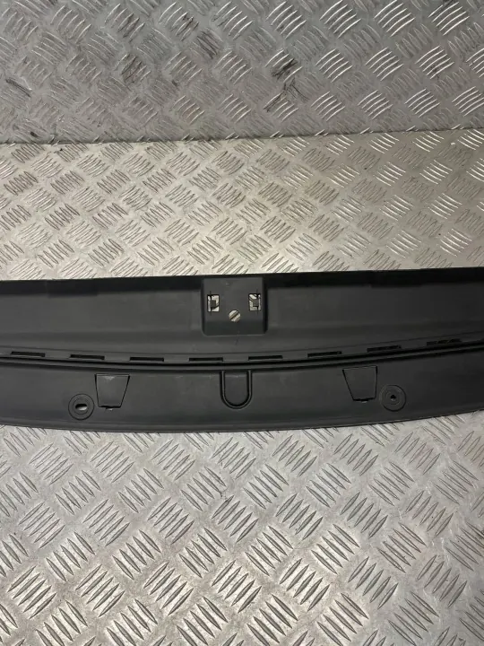 BMW OE 8497736 Untere Motorabdichtung - Gebraucht image 4