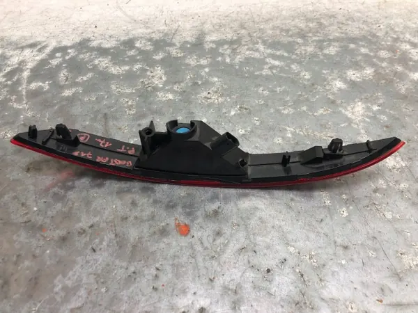 Faro antiniebla derecho trasero Porsche Boxster 718 OEM 982945704M image 4