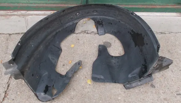 PARAFANGO ANTERIORE DESTRO CHEVROLET CRUZE 2.0 D 95953137 image 2