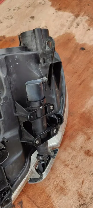 SKODA SUPERB 2 II 08-12 Xenon Ajovalot Oikea Eurooppa image 6