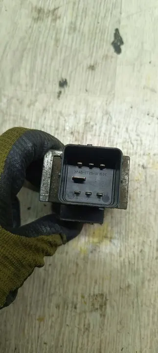 Sytytysvastuksen rele 9640469680A Renault Nissan image 2