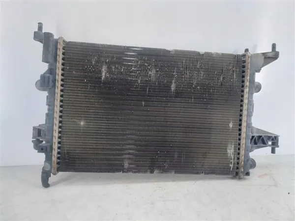 Chłodnica wody Opel Corsa C 1.2 B ROK 2000-2006 BEHR 24445161 image 3