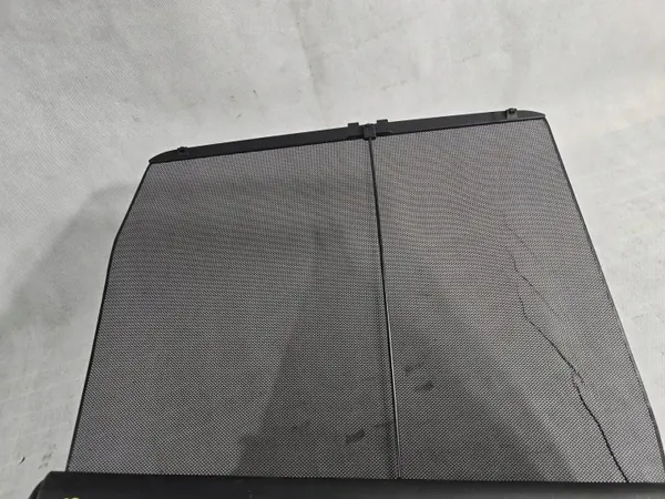 Porsche Cayenne II Aurinkosuoja Oikea Taka OEM ROLETA image 3