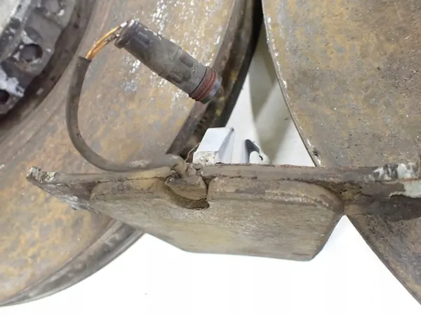 Mercedes W221 Voorremschijven 65 63 AMG image 6