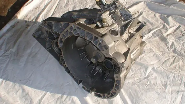 Vattenpump Land Rover Freelander 1999 OE PEB102510 image 6