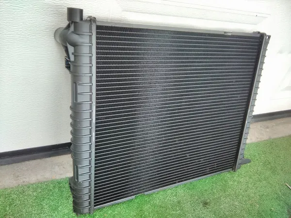 Vattenpump Land Rover Freelander 1999 OE PEB102510 image 8