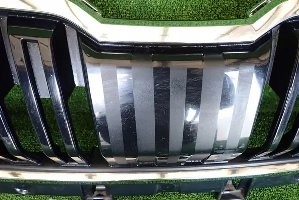 SKODA KAROQ 16-21 grill image 3