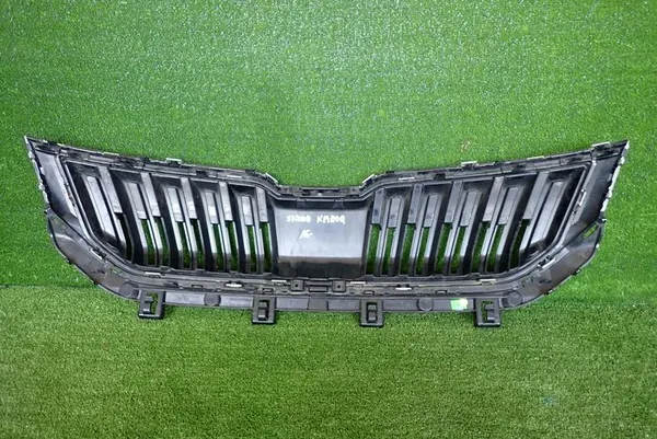 SKODA KAROQ 16-21 grill image 7