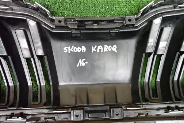 SKODA KAROQ 16-21 grill image 8