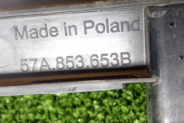 SKODA KAROQ 16-21 grill image 9