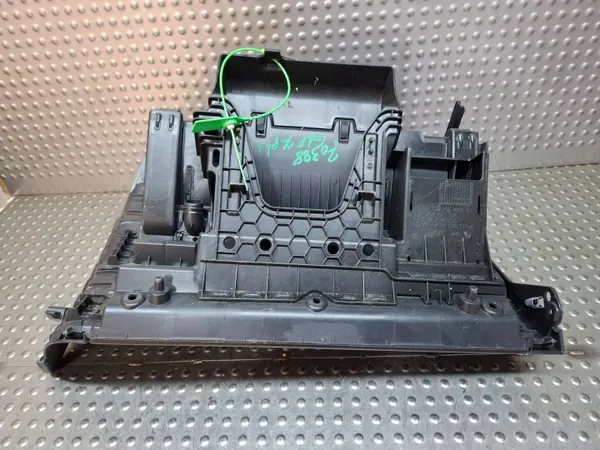 Passagerarhandskfack OEM S26372196 VW Golf VII image 5