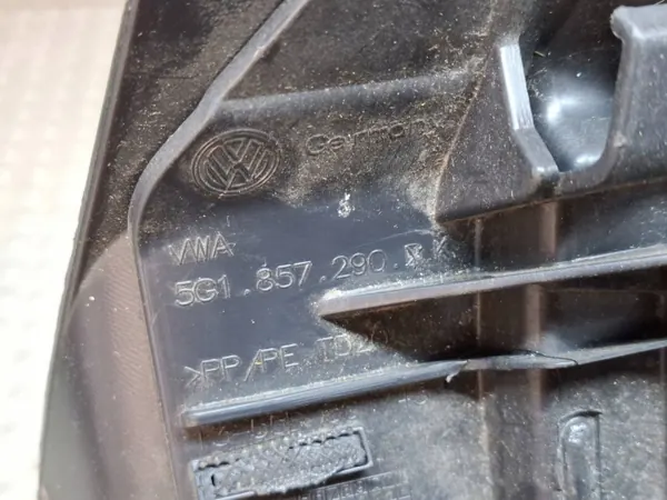 Passagerarhandskfack OEM S26372196 VW Golf VII image 7