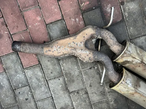 Silencieux d'échappement Audi A6 C6 2.0 TDI Sedan OEM image 4