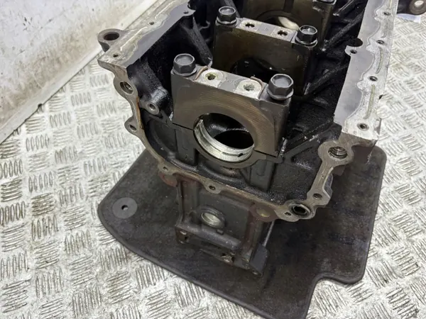 Bloc moteur Mazda CX-7 d'occasion - Mazda OE image 6