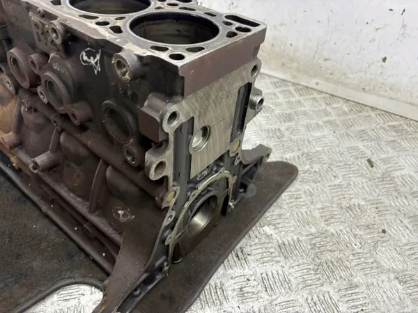 Bloc moteur Mazda CX-7 d'occasion - Mazda OE image 7
