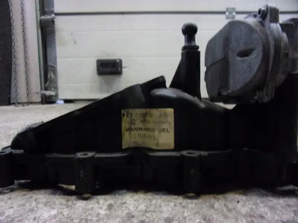 Audi A6 C6 2.7 TDI Ansaugkrümmer 059129712BL image 2