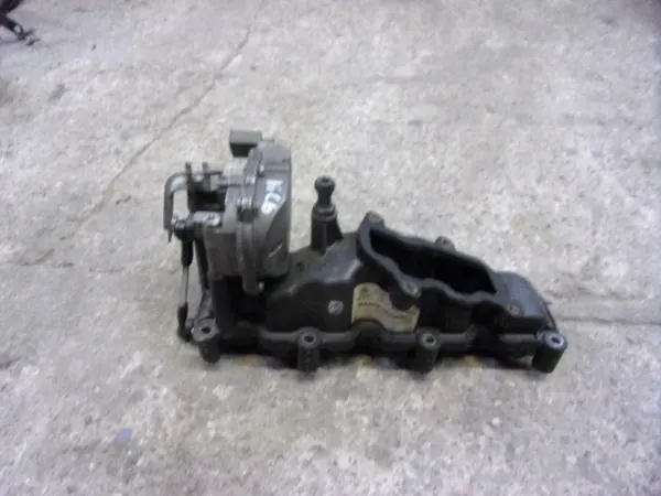 Audi A6 C6 2.7 TDI Ansaugkrümmer 059129712BL image 3