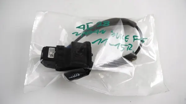 Cámara de marcha atrás OEM 371116192 para Nissan Juke F15 image 2