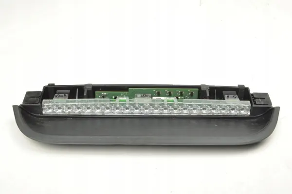 Feu Stop OEM 7477631 pour BMW Série 4 G26 image 2