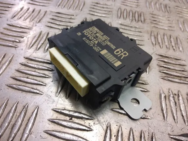 Módulo OEM 8943078010 espejo lateral derecho Lexus NX 2019 image 3