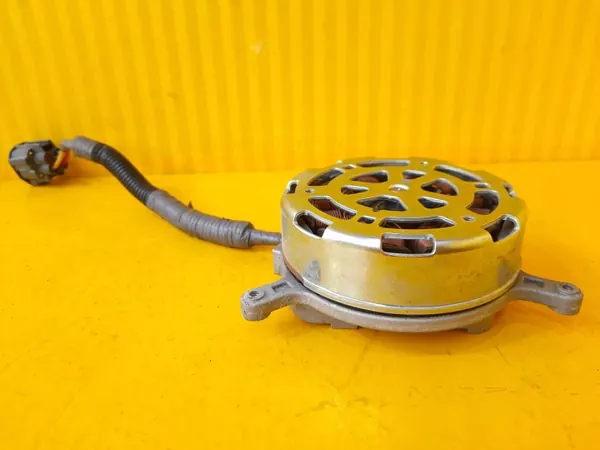Tesla Ventilatormotor OEM KD954002 - Gebruikt image 5