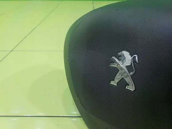 Fahrerairbag PEUGEOT 2008 I 98072114ZD image 6