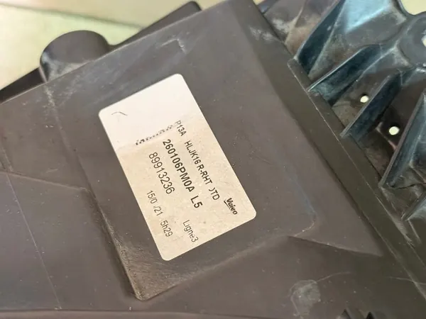 Oikea etu LED-valo Nissan Juke F16 moduulilla image 3