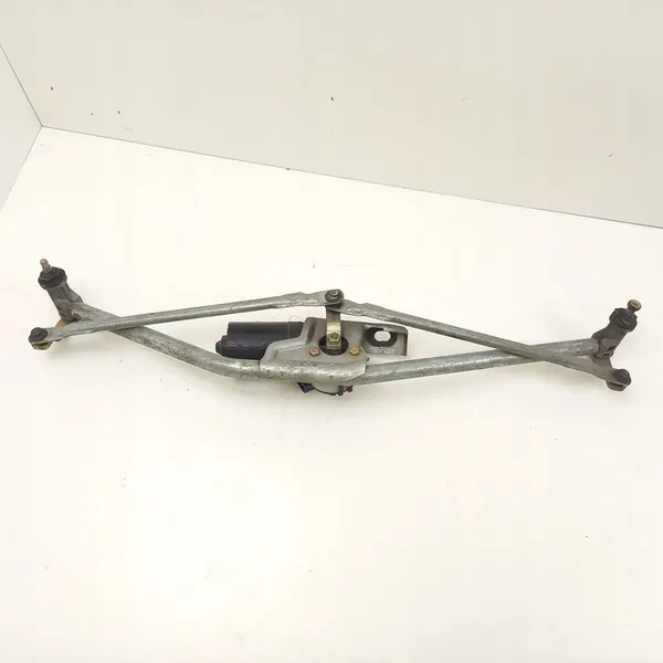 VW Transporter T4 pyyhkijämekanismi image 4