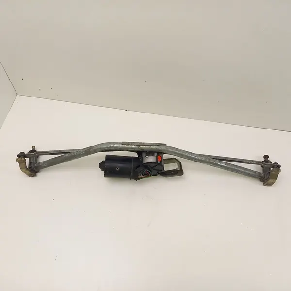 VW Transporter T4 pyyhkijämekanismi image 7