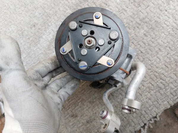 Compresseur de Climatisation Bentley Continental 6.0 W12 OEM image 8