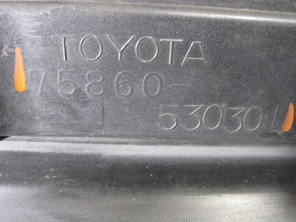 OEM 75860-53030 Vasen Ovikaistepelti Lexus IS 250 C image 10