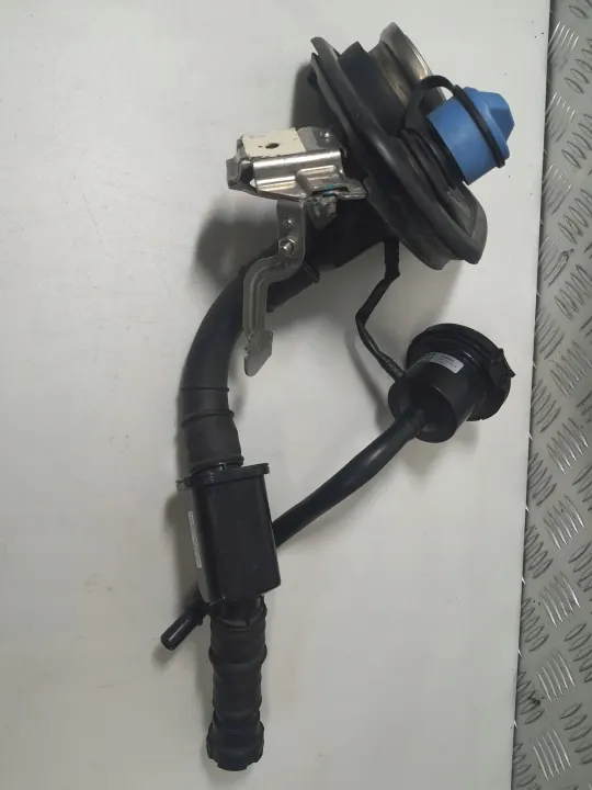 Tubo de Llenado AdBlue OEM 2054709201 para Mercedes W205 image 5
