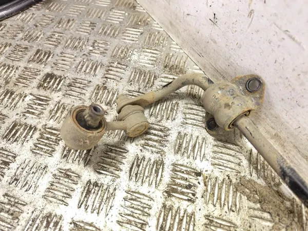 Hyundai Kona takavakautin OEM 55510CM000 image 8