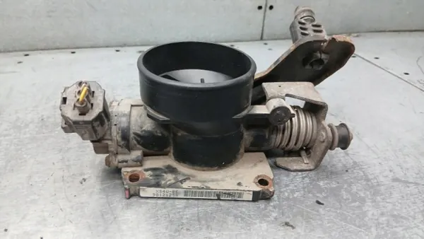 Corps de papillon OEM XS4U-BE 98121258 pour Ford Focus MK1 image 2