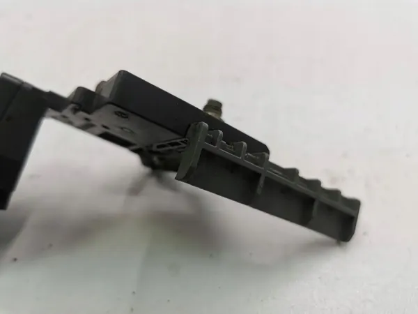 Fusível relé bateria OEM 2885026012 para Toyota Auris image 5