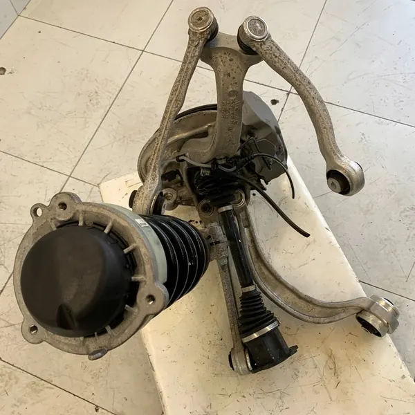 Snodo di Sospensione Anteriore Destro Ammortizzatore Audi A6 C8 TDI image 5