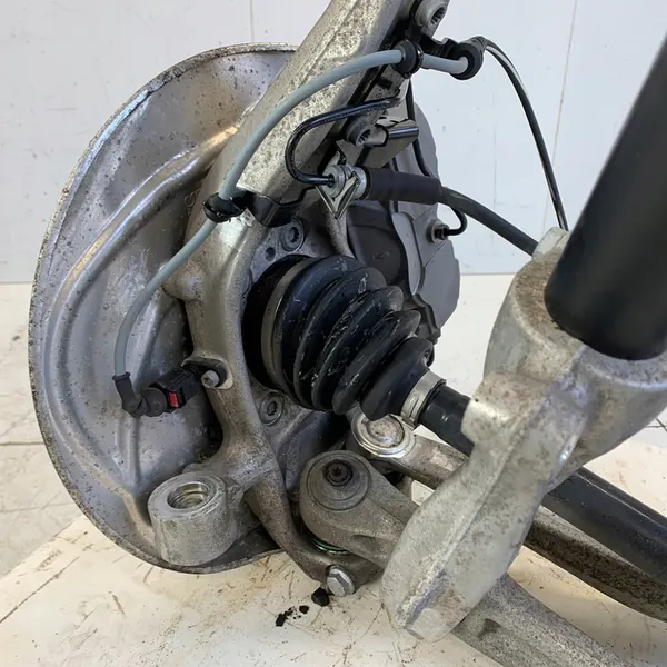 Snodo di Sospensione Anteriore Destro Ammortizzatore Audi A6 C8 TDI image 6