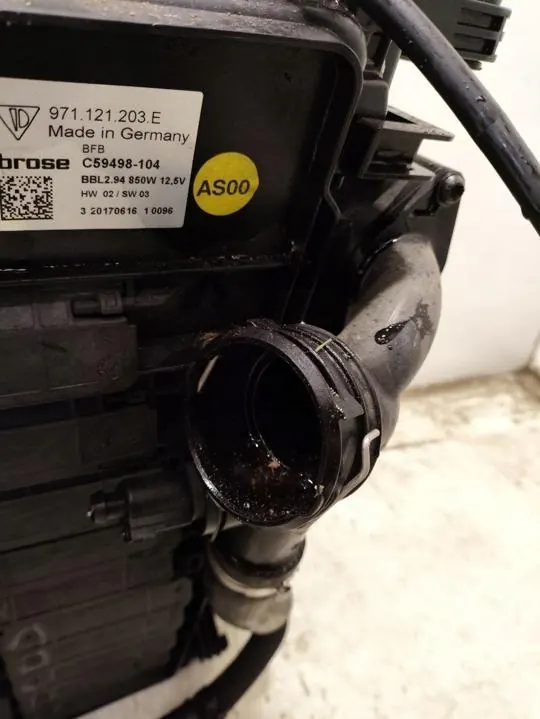 Porsche PANAMERA Koeler 2018 image 7