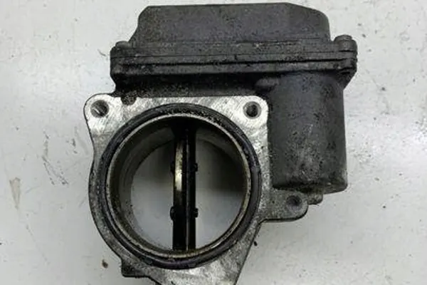 Carburador AUDI A4 CABRIO 2.5L diesel 059128063E image 2