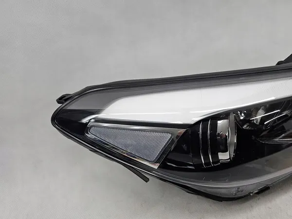 HYUNDAI TUCSON III 15-18 Faro Delantero Derecho 92102D7101 image 2