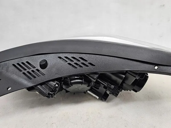 HYUNDAI TUCSON III 15-18 Faro Delantero Derecho 92102D7101 image 8