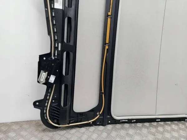 Cadre de toit ouvrant OEM 912506582R Renault Kadjar image 3